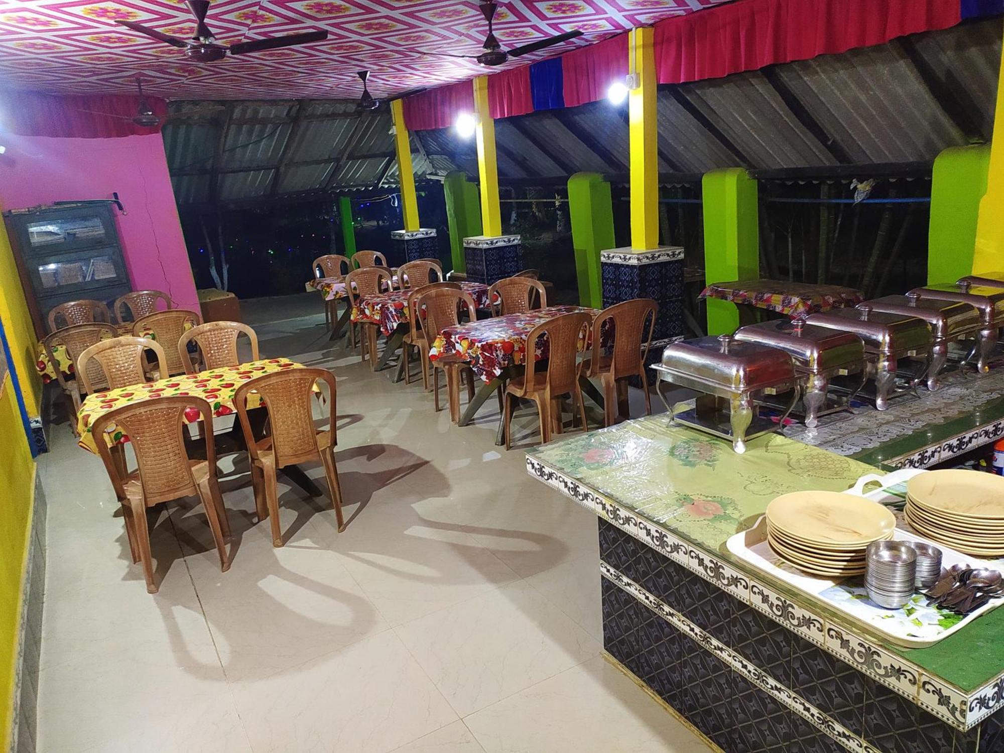 Estuarine Village Resort Satabhaya Экстерьер фото